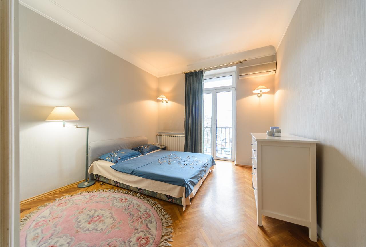 Apartment Near Olympic Stadium Kiev Buitenkant foto
