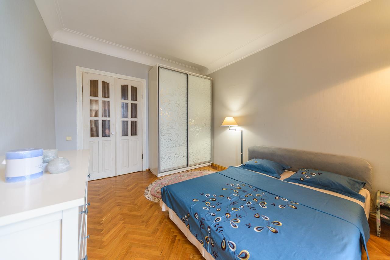 Apartment Near Olympic Stadium Kiev Buitenkant foto