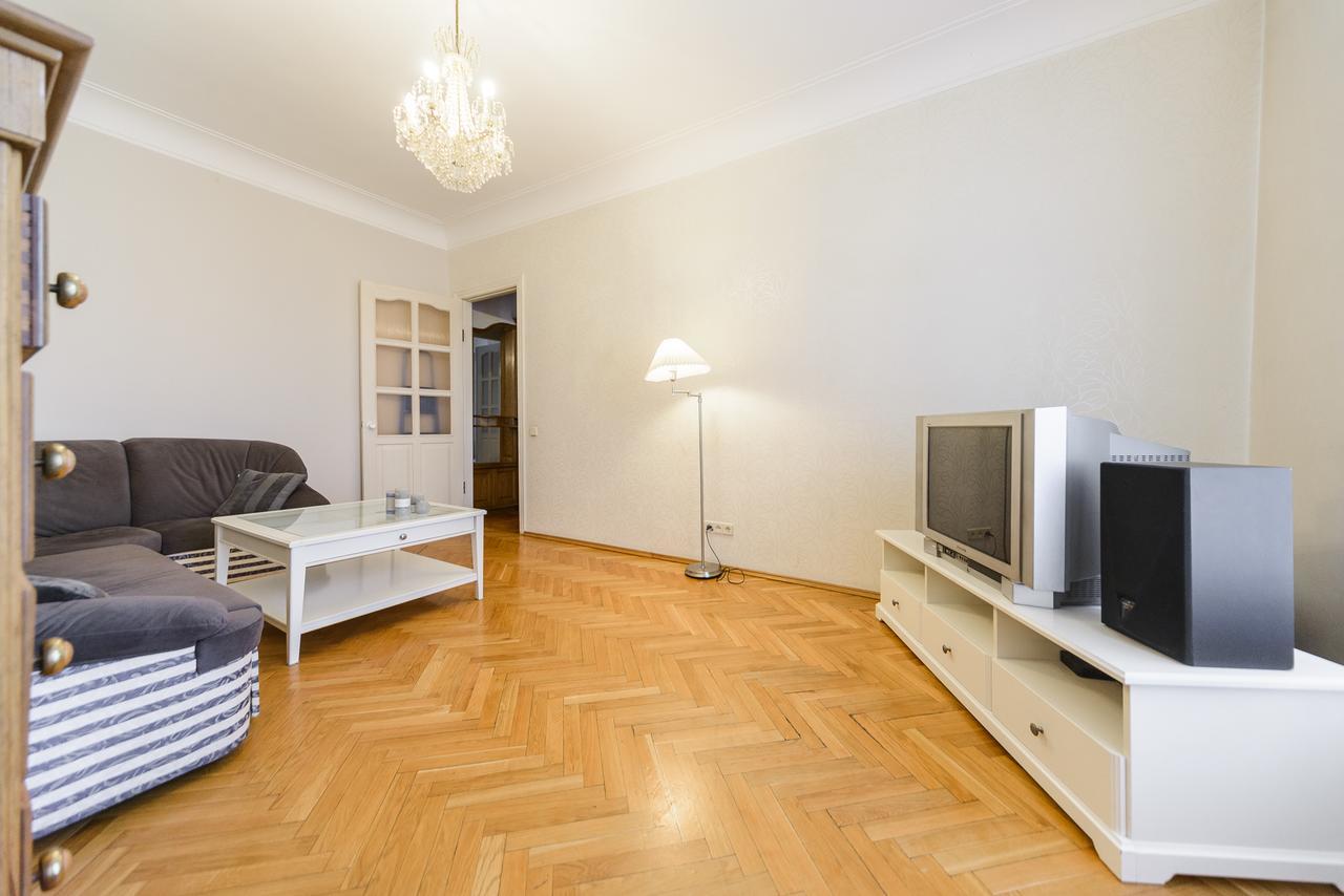 Apartment Near Olympic Stadium Kiev Buitenkant foto